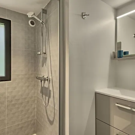 Holiday Home Villa La Rose Des Sables By Interhome *